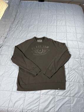 Pearl Jam Strangest Tribes Crewneck Sweatshirt, Faded Black, Size XL